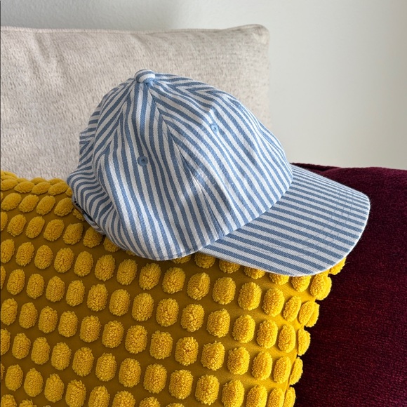 Universal Thread Blue and White Striped Hat - Picture 4 of 7